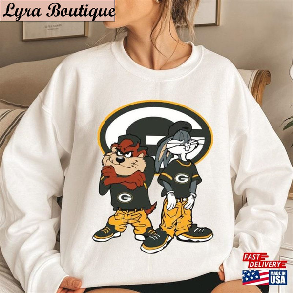 Green Bay Football Looney Tunes Sweatshirt Vintage Style Crewneck Nfl Shirt Hoodie - TeebyHumans 1.jpg