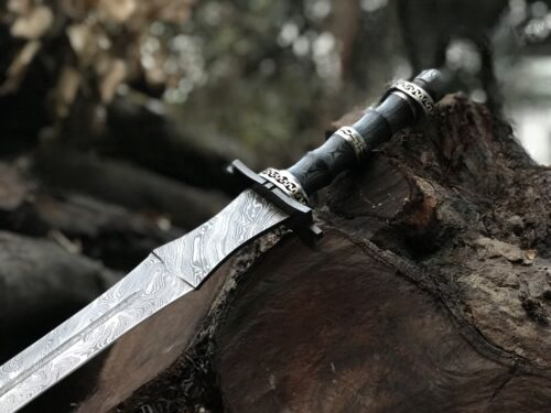 A-Viking-Battle-Ready-Damascus-Steel-Sword-Hand-Forged-Damascus-Steel-Viking-Sword-BladeMaster (6).jpg