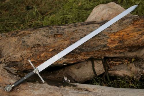 Geralt's_Might_Handmade_Replica_Steel_Sword_from_The_Witcher_with_Sheath (7).png