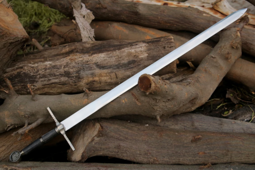 Geralt's_Might_Handmade_Replica_Steel_Sword_from_The_Witcher_with_Sheath (2).png