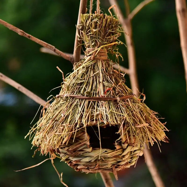 TWO518-Style-Birds-Nest-Bird-Cage-Natural-Grass-Egg-Cage-Bird-House-Outdoor-Decorative-Weaved-Hanging.jpg