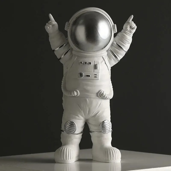 nyQo1set-Astronaut-Figure-Statue-Figurine-Spaceman-Sculpture-Educational-Toy-Desktop-Home-Decoration-Astronaut-Model-For-Kids.jpg