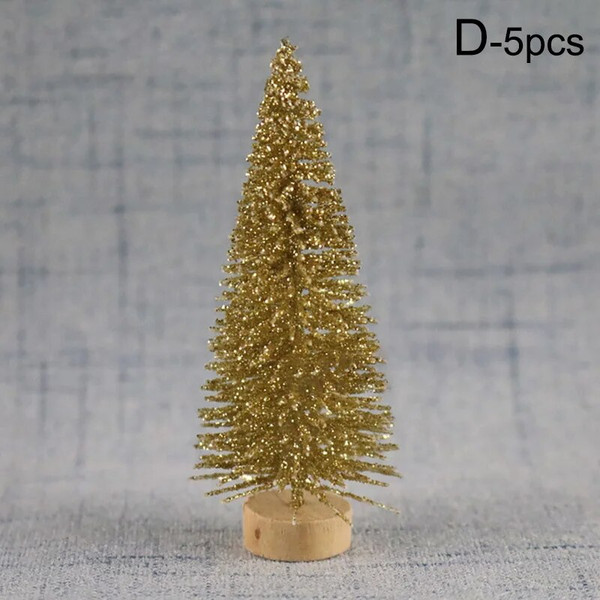 hDOw5pcs-Decorated-small-Christmas-tree-Cedar-pine-on-sisal-silk-Blue-green-gold-silver-and-red.jpg
