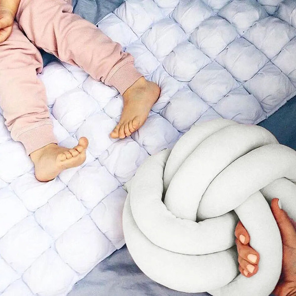8CZLKnotted-Ball-Throw-Pillow-Ultra-Soft-The-bed-Decorative-Hand-woven-Round-Lamb-Plush-Pillow-Kids.jpg
