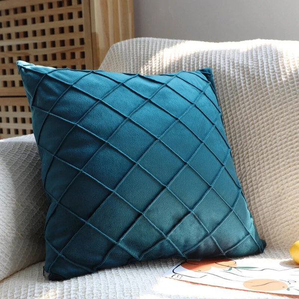 HqzrGeometric-Cushion-Cover-Velvet-Pillow-Living-Room-Decoration-Pillows-for-Sofa-Home-Decor-Polyester-Blend-45x45cm.jpg