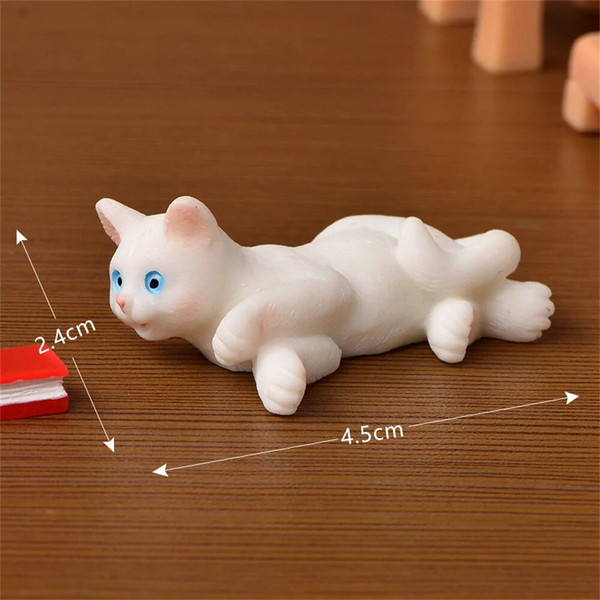 gUslCute-Figurines-Miniature-Cartoon-Animal-Cat-Resin-Ornament-Micro-Landscape-Kawaii-Desk-Accessories-For-Decoration-Home.jpg