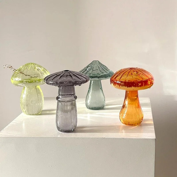 53KTDecorative-Flower-Bottle-Modern-Mini-Glass-Vase-for-Flowers-Transparent-Bud-Vase-Designed-for-Living-Room.jpg