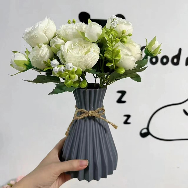 OSbkPlastic-Flower-Vase-Imitation-Ceramic-White-Flower-Pot-Basket-Nordic-Home-Living-Room-Decoration-Ornament-Flower.jpg