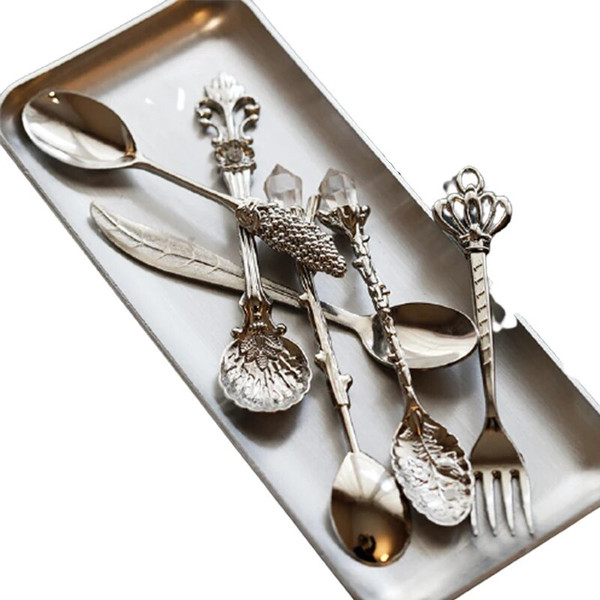 Re816pcs-Vintage-Spoons-Fork-Cutlery-Set-Mini-Royal-Style-Metal-Gold-Carved-Teaspoon-Coffee-Snacks-Fruit.jpg