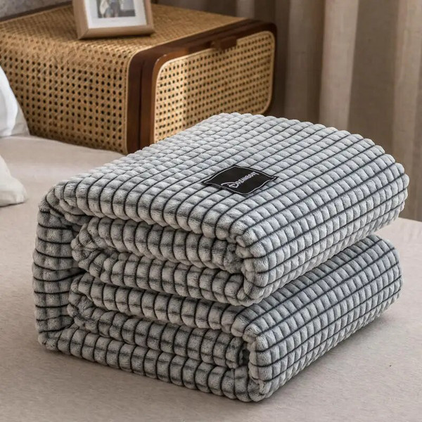 4ekoJ-Plaid-for-Beds-Coral-Fleece-Blankets-Gray-Color-Plaids-Single-Queen-King-Flannel-Bedspreads-Soft.jpg