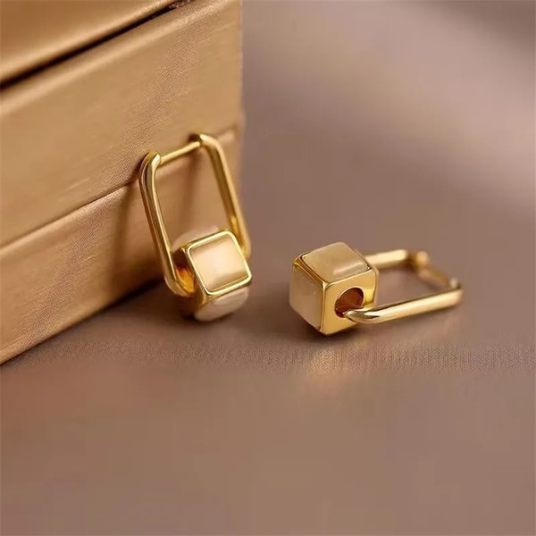 gLGe2022-Korean-New-Simple-Temperament-Circle-Pearl-Earrings-Fashion-Small-Versatile-Earrings-Women-s-Jewelry.jpg