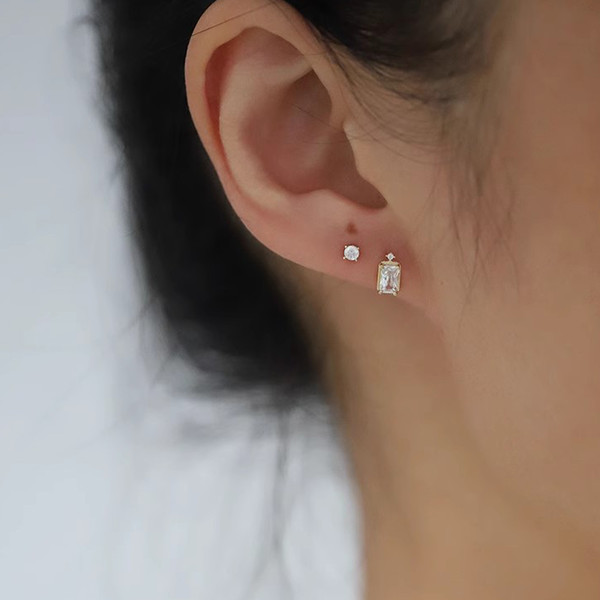 SaxhCANNER-Sugarcube-Shaped-Zircon-Stud-Earrings-925-Sterl-Silver-Flower-Shaped-Small-Pearl-Earrings-Gentle-Delicate.jpg