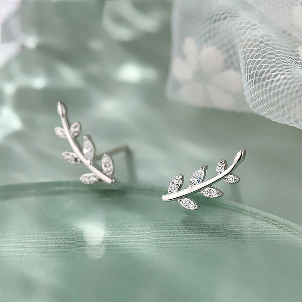 pwlRFashion-925-Sterling-Silver-Leaf-Stud-Earrings-Shiny-Zircon-Personality-Simple-Stud-Earrings-Female-Wedding-Party.jpg