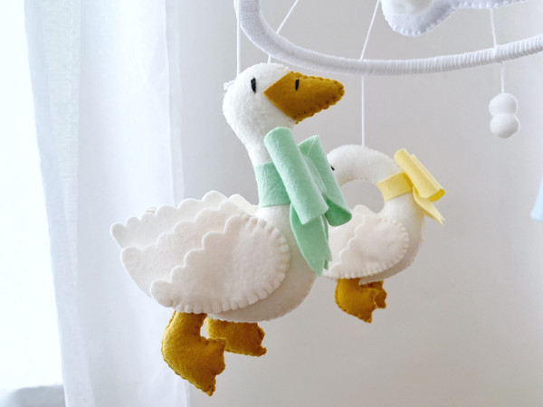 goose-nursery-crib-baby-mobile-decor-6.jpg