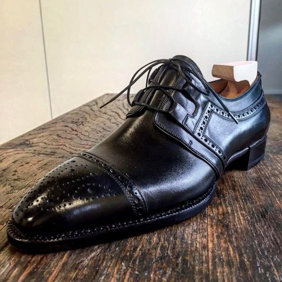 Men's Handmade Black Leather Oxford Brogue Toe Cap Lace Up Dress Shoes.jpg