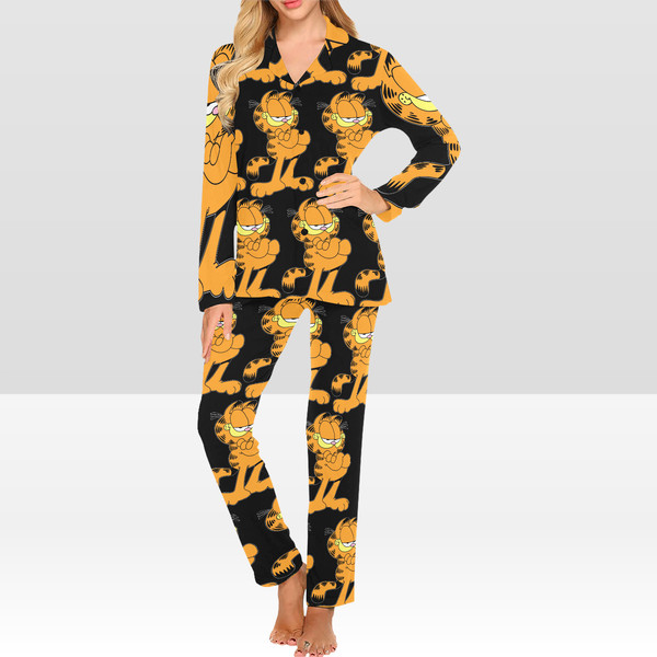 Garfield Women's Pajama Set, Long-sleeve with Collar and Buttons.png