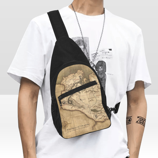 Skyrim World Map Chest Bag.png