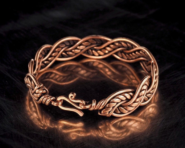 copper bracelet  (1).jpg