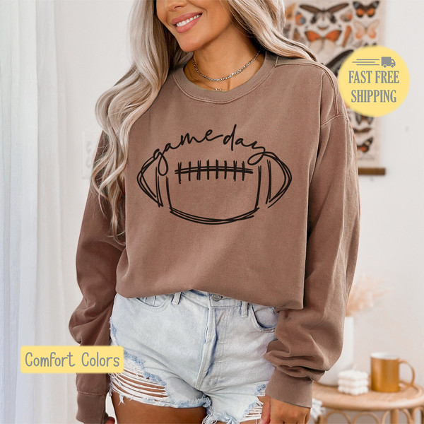 Football Graphic Tee, Football Game Day Shirt, Football Mom, Cute Football Shirt, Football Coach Gift, Player Gift, Comfort Colors, Unisex.jpg