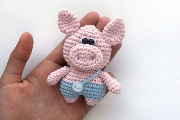 Pig-crochet-pattern-Amigurumi-pattern-Graphics-86552605-2-580x387.jpg