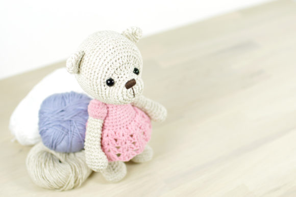 Teddy-Bear-in-a-Dress-Graphics-20662941-5-580x387.jpg