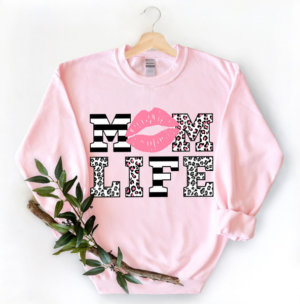 Mom Life Pink Lips Kiss Me Kissing Lips Cheetah Leopard Stripe Print Shirt,Mom Life Shirt,Mother T-Shirt,Cute Mom Gift,Mothers Day Gift.jpg