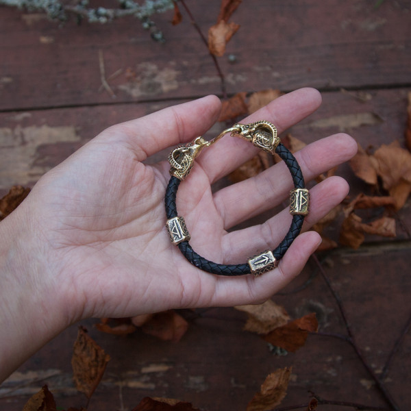 handcrafted-viking-bracelet