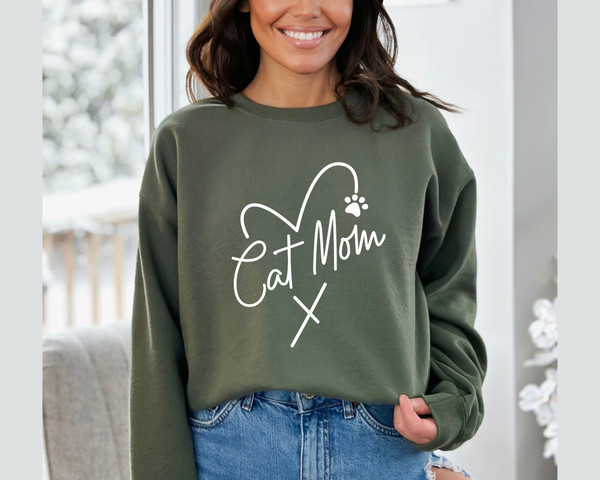 Cat Mom Sweatshirt, Cat Mama Hearth Sweatshirt, Funny Womens Cat Lover Sweatshirt, Cat Mom Gift, Cat Mom Sweatshirt, Mothers Day Sweatshirt 1.jpg