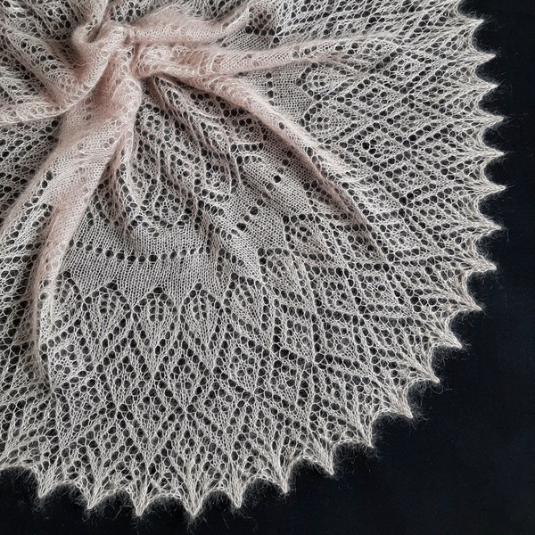 ia-iberis-fichu-knitting-pattern-2.jpg
