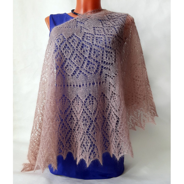 ia-lace-fichu-knitting-pattern-pdf.jpg