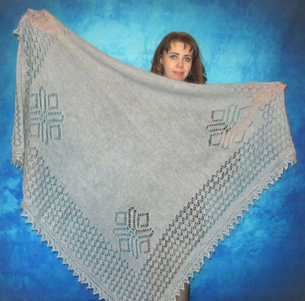 Hand knit gray Russian Orenburg shawl, Warm shoulder cape, Goat down kerchief, Handmade stole, Wool wrap, Cover up, Gift for her.JPG