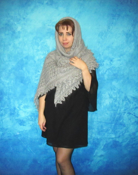 Hand knit gray Russian Orenburg shawl, Warm shoulder cape, Goat down kerchief, Handmade stole, Wool wrap, Cover up, Gift for grandma.JPG