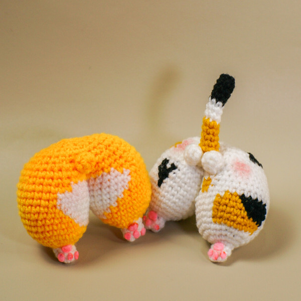 corgi ass dan kitten ball amigurumi crochet doll.jpg