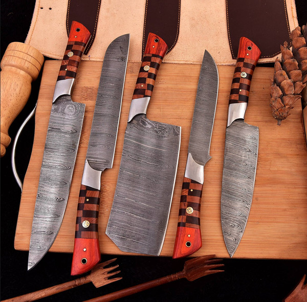 Handmade kitchen knives 5 piece Chef knives Hand Forge chef knives BBQ knives best gift for him Anniversary Gift,Easter Gift Christmas Gift (2).PNG