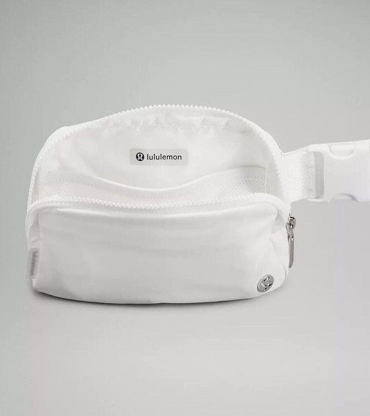lululemon belt bag white (8).jpg