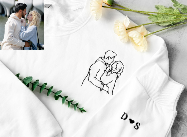 Custom personalized Portrait embroidered sweatshirt,Custom Photo,outline photo sweatshirt,Couple Hoodie, Wedding Gift,Gifts for Dad.jpg