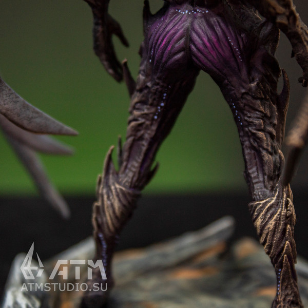 Kerrigan StarCraft collector's edition metal painted figure (15).jpg