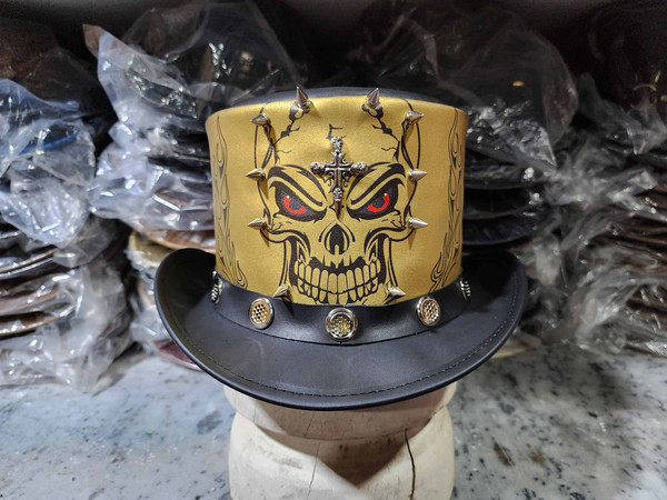 Gothic Red Eye Skull Gold Crown Leather Top Hat (3).jpg