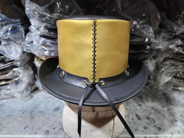 Gothic Red Eye Skull Gold Crown Leather Top Hat (6).jpg