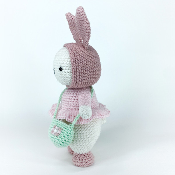 Crochet-bunny-pattern-Bunny-crochet-animal-Easter-bunny-crochet-toy-DIY-Bunny-amigurumi-06.jpg