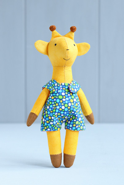 giraffe-stuffed-animal-7.jpg