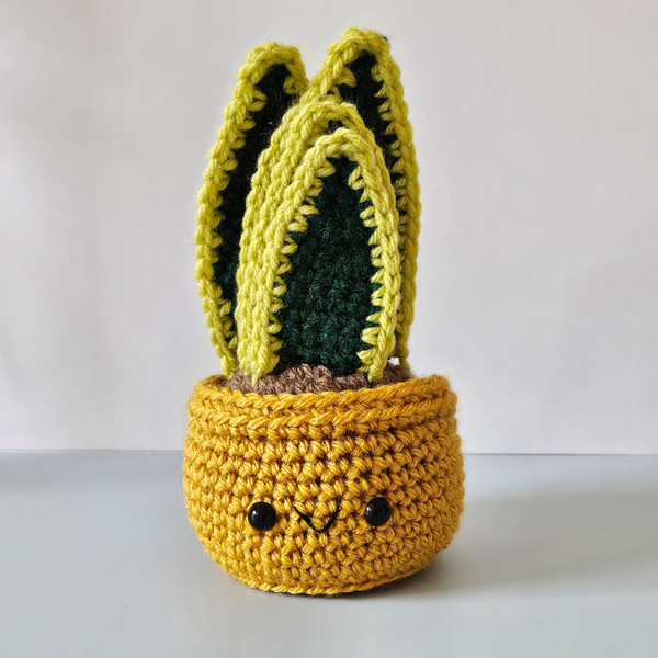 Crochet Snake Plant in Gold Pot 1.jpg