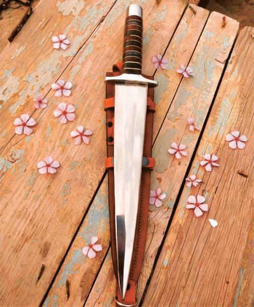 Custom Handmade Dagger Knife Carbon Steel Dagger Italian Leather Handle Survival (4).jpg