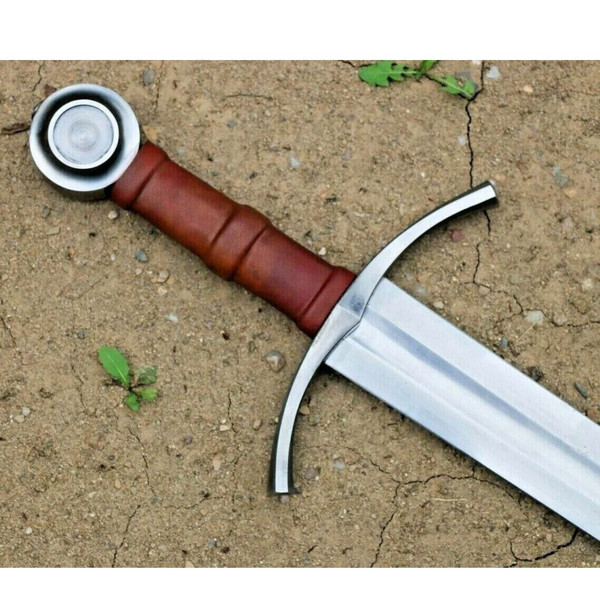 Custom Handmade Sword Leather Handle D2 Tool Steel Viking Sword Hunter Replica (6).jpg