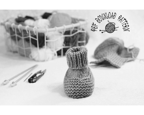 baby booties knitting pattern DAM.jpg
