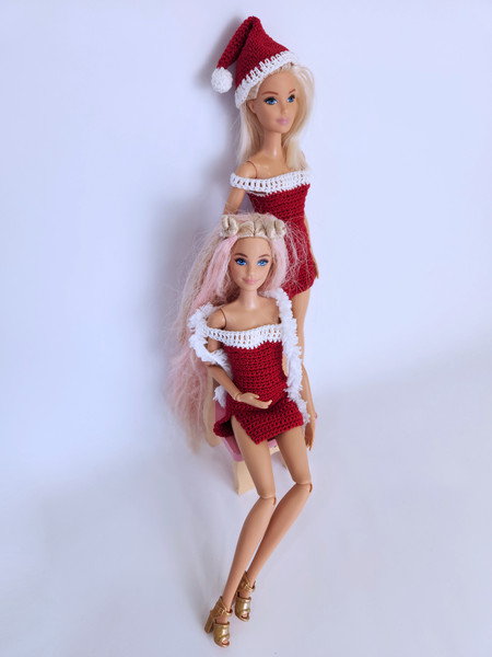 Barbie doll dress with a fashionable slit