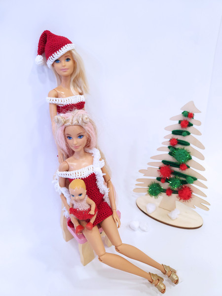 DIY Barbie Fashion: Crochet Pattern for Santa Hat and Dress