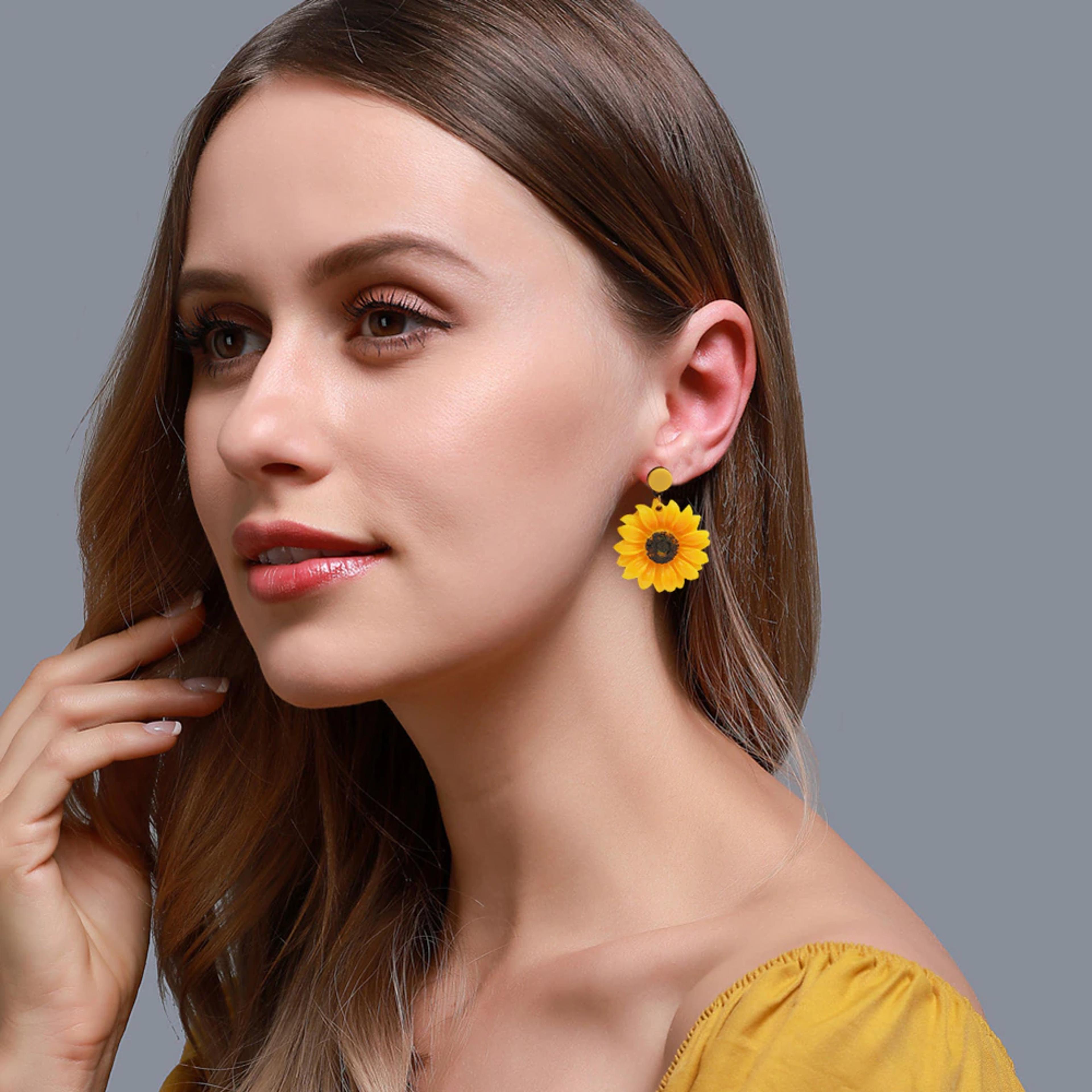 bright & refreshing yellow sunflower earrings