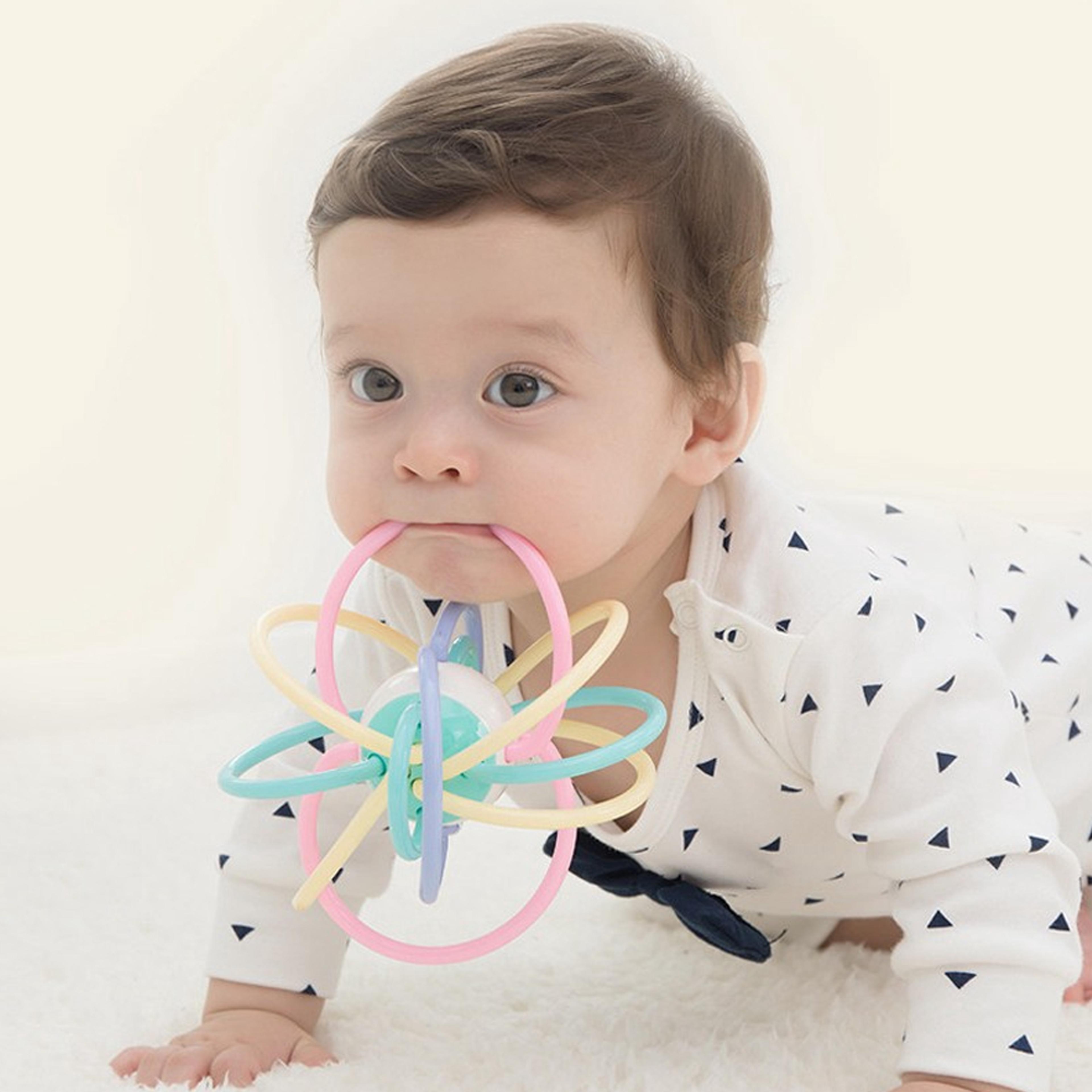 flexible baby teether ball