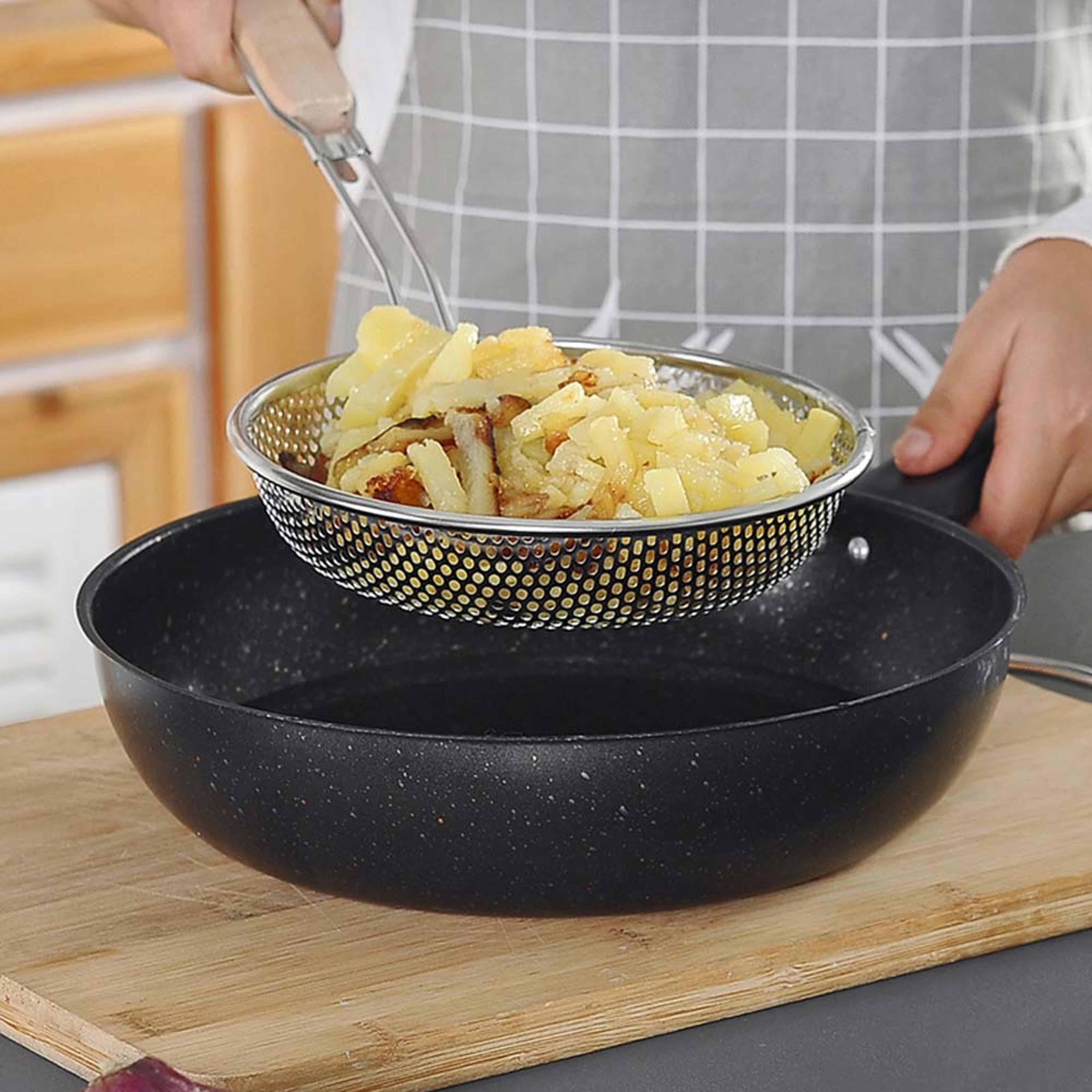handheld mesh ramen & noodle strainer